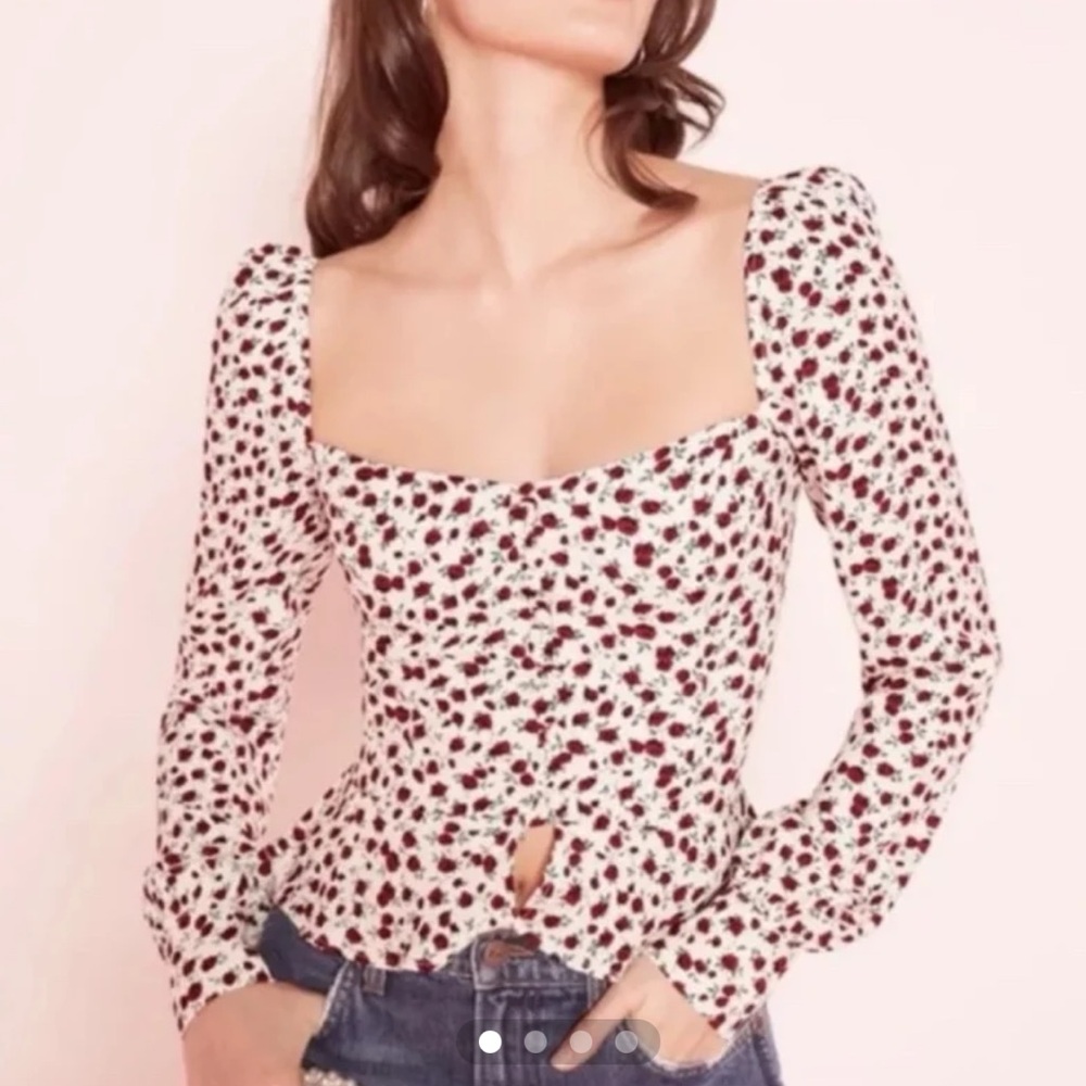 Reformation top size 2/xs color is Madison